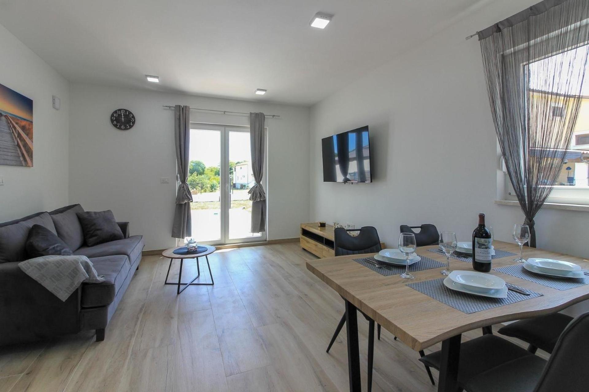Ferienhaus Mit Privatpool Fuer 4 Personen Ca 60 Qm In Sisan, Istrien Suedkueste Von Istrien Экстерьер фото